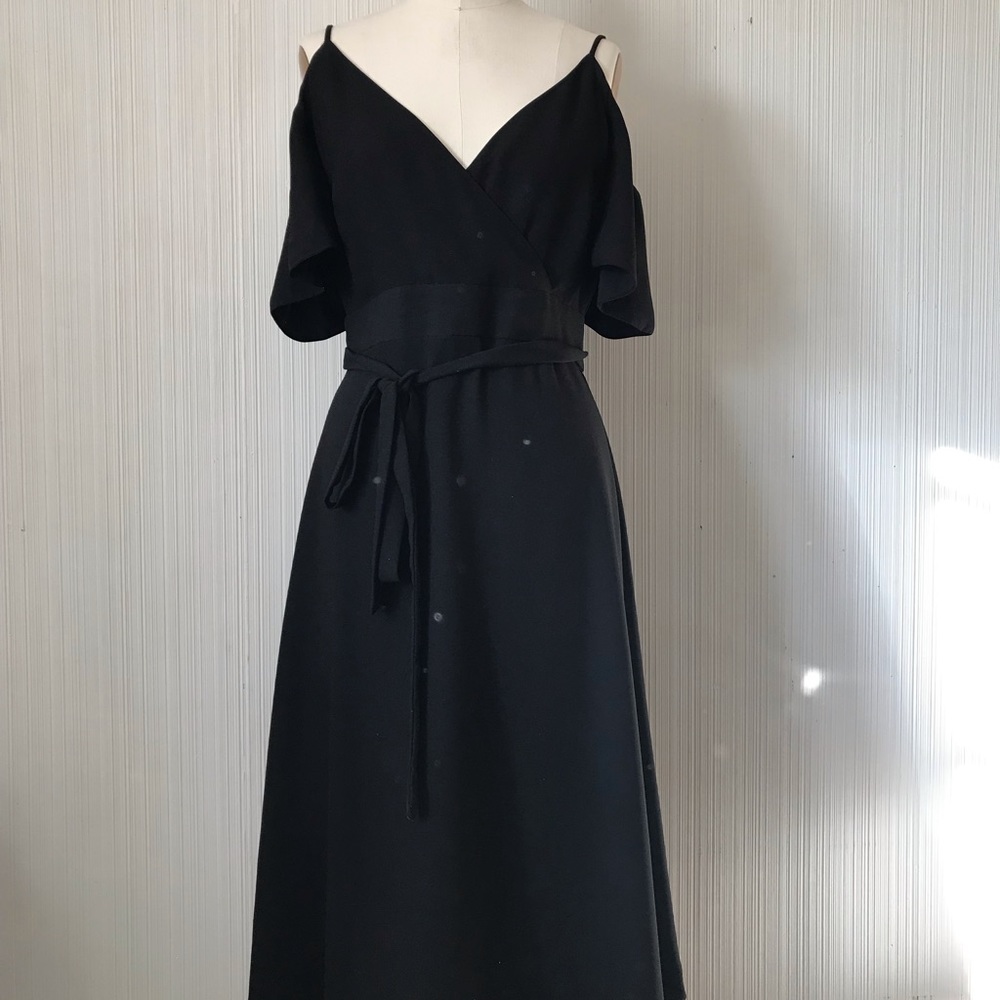 Flattering Black Cold Shoulder Ann Taylor Dress